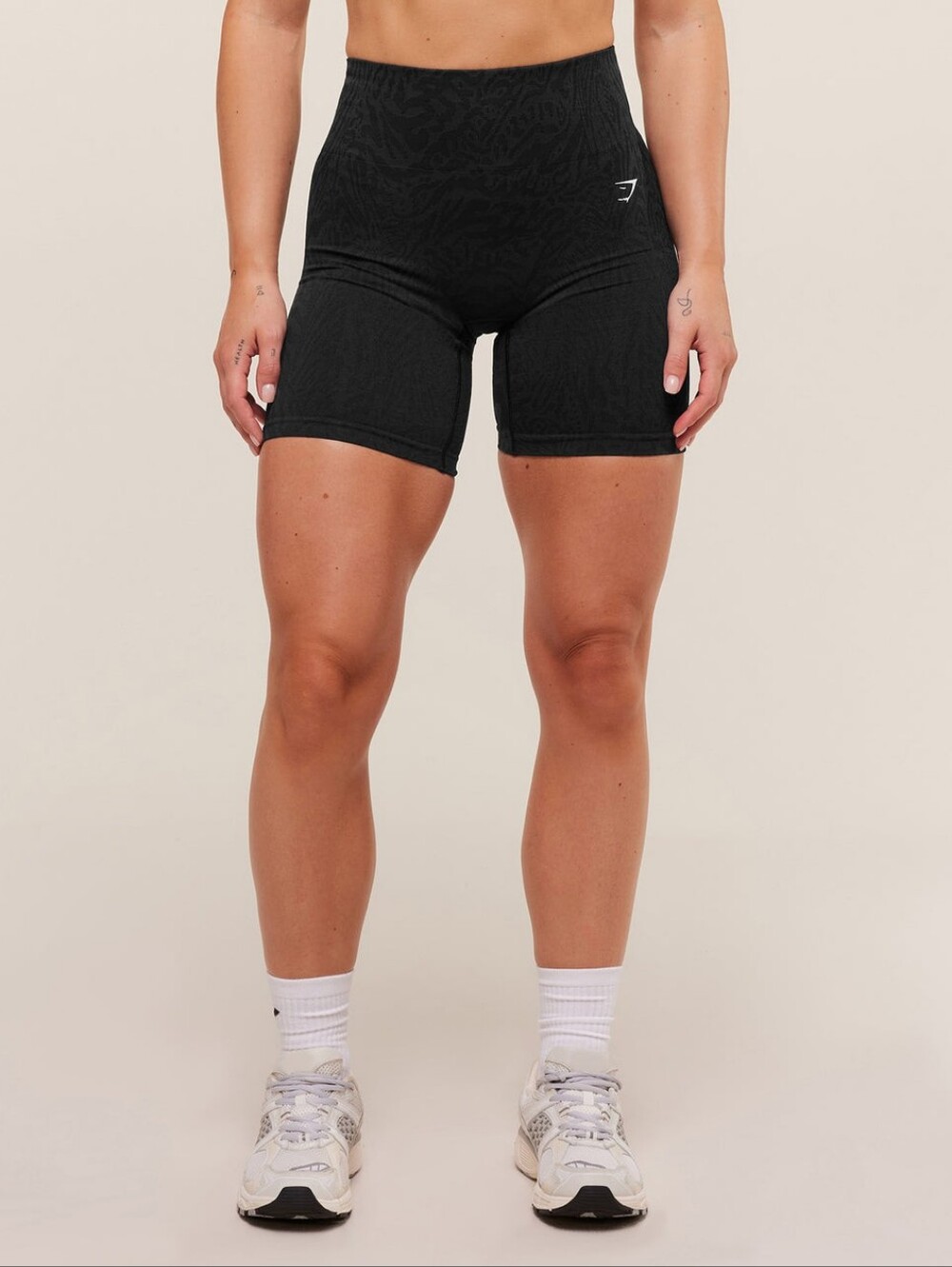 Gymshark - Adapt Animal Seamless Shorts Black Charcoal Scrunch - XS